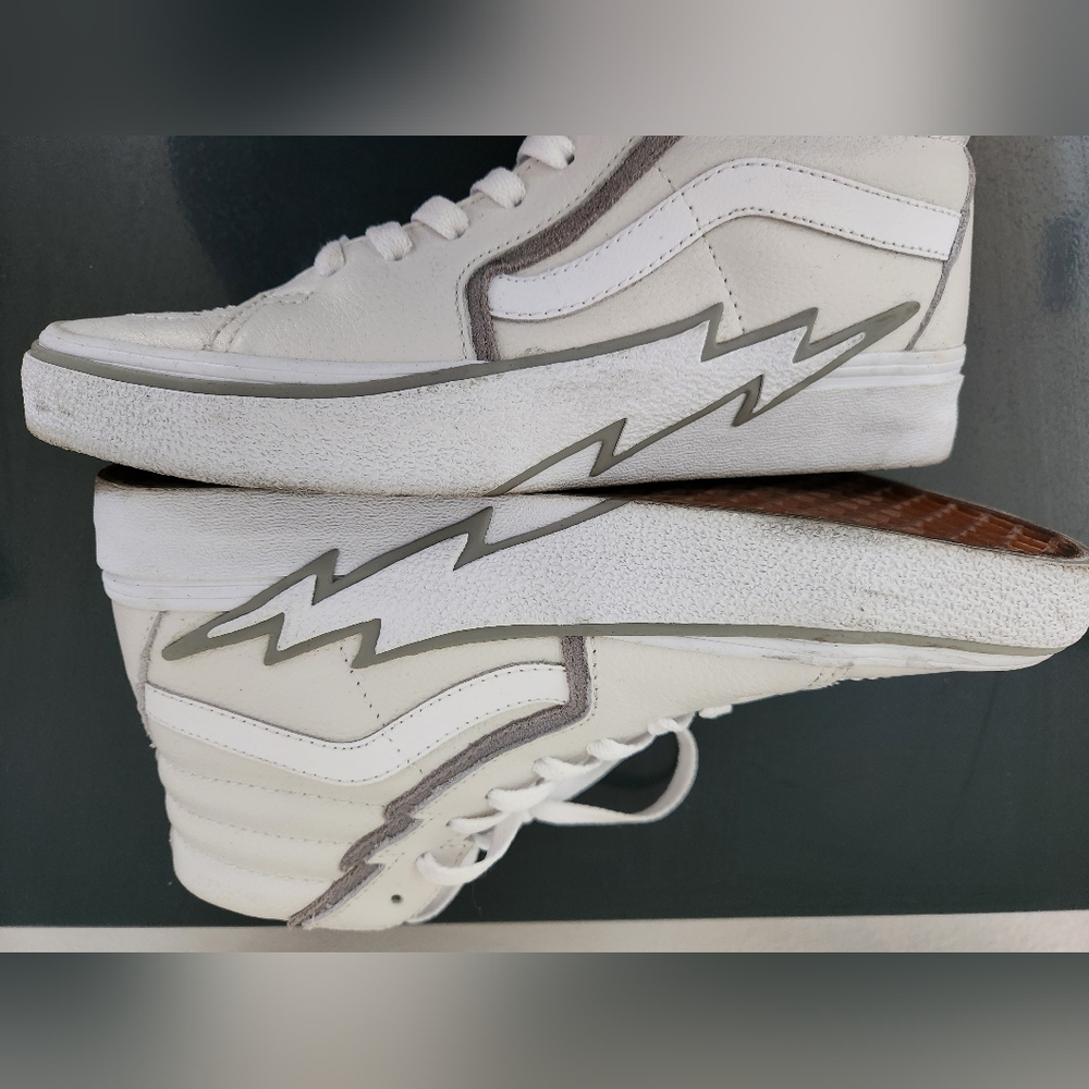 Vans Sk8-Hi Bolt Sneakers in White/Drizzle Men's 6.5 & Woman's 8
